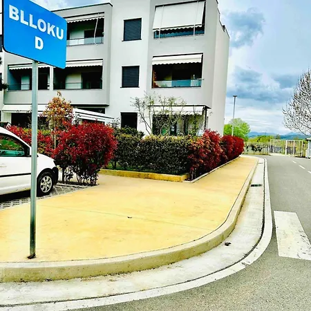 Vala Mar Gjiri I Lalzit * Durrës